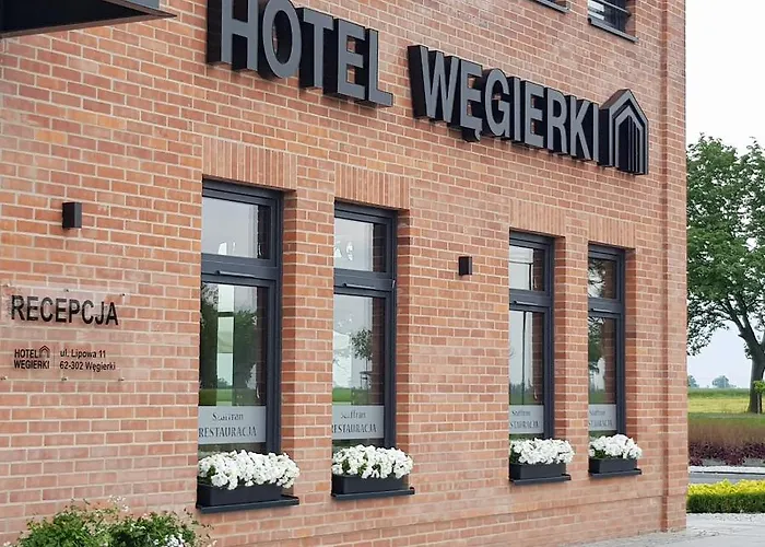 Отель Hotel Wegierki Wegierki