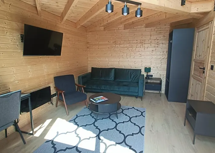 Отель Hotel Wegierki Wegierki